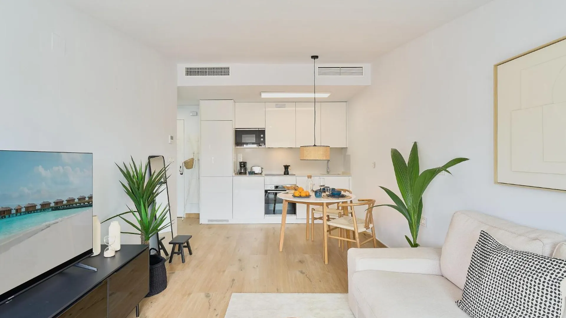 Апартаменты Atarazanas Penthouse By Lovely Rentals Малага