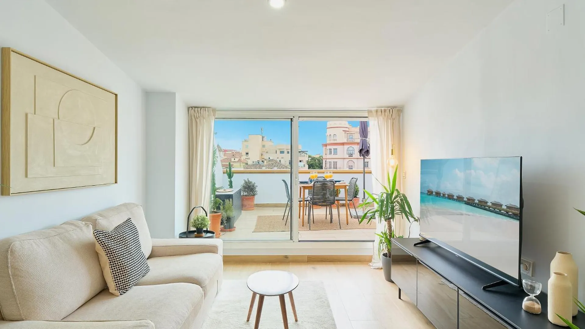 Atarazanas Penthouse By Lovely Rentals Malaga Spain